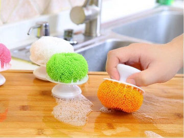 China Wear Resistant Stainless Steel Scrubber With Handle For Household Cleaning supplier